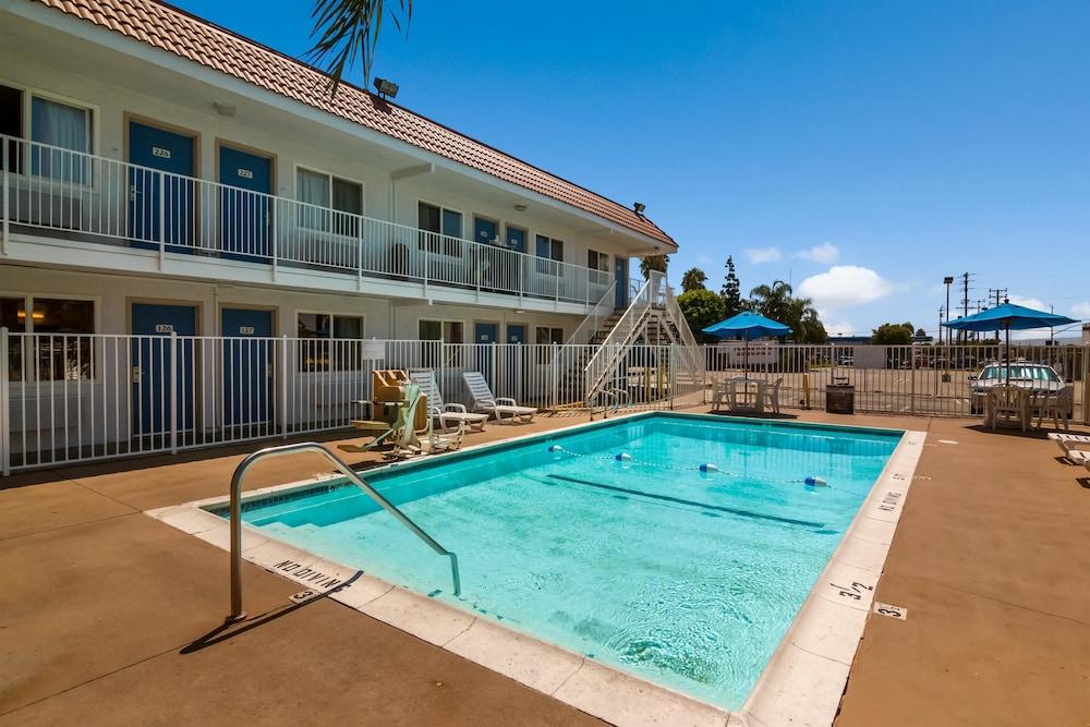 6-sepulveda, Ca - Angeles - Nuys - North Hills Hotel 2*